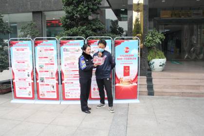 说明: 07bb3779aa18bc9ccf4659d6c0112112